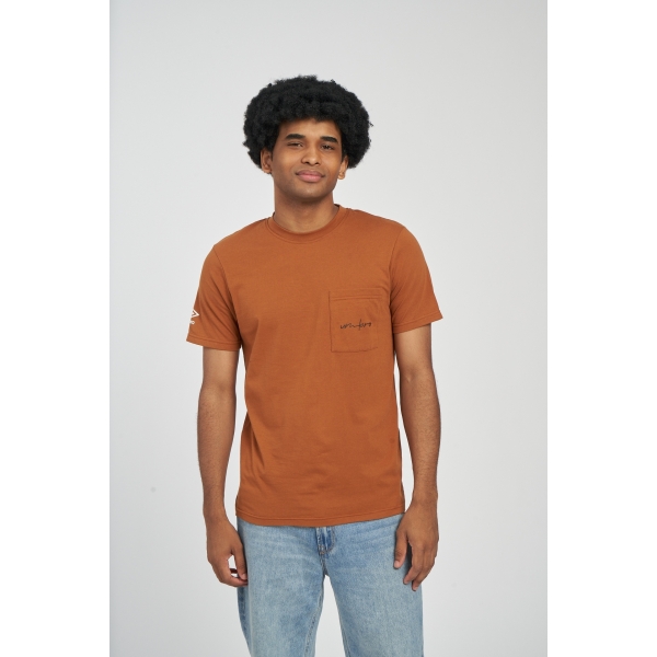 Camiseta Umbro Duncan Camel