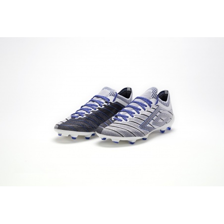 Bota De Fútbol Umbro Velocita Elixir Pro FG White / Black / Royal Blue