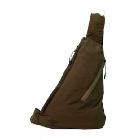 UMBRO UTILITY SLING BAG DARK OLIVE / BLACK 