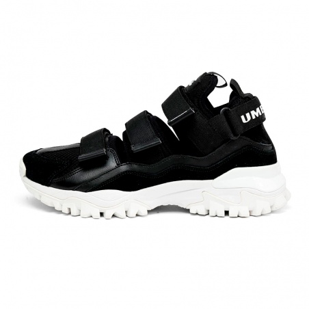 Zapatilla Umbro Fiera Negra