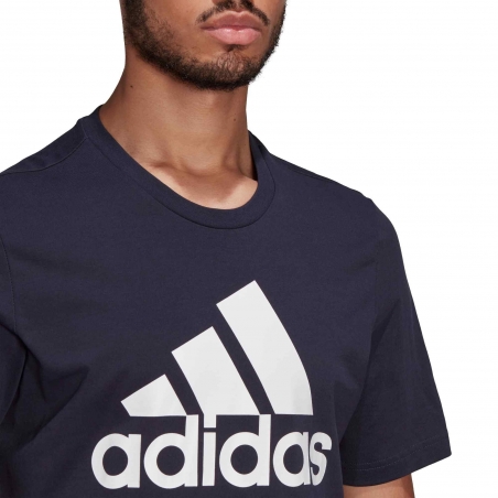 Camiseta Adidas Essentials Negra