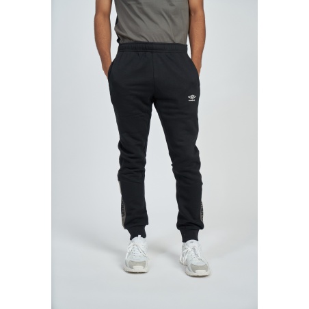 Pantalón Umbro FW Sportswear Jogger - JNR - Black / Gunmental