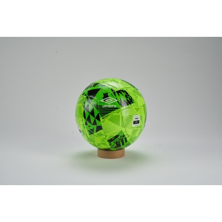 Balón de Fútbol Umbro Neo Swerve No IMS Green Gecko / White / Black