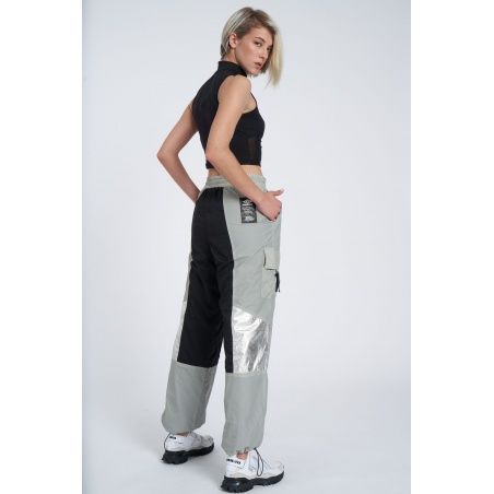 Pantalón Umbro Reflective Tech Pant Gris