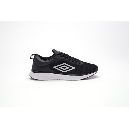 Zapatilla Umbro Cadence Black / White